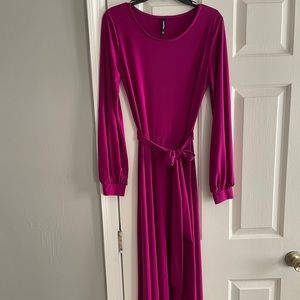 Jade Mackenzie maxi dress size medium